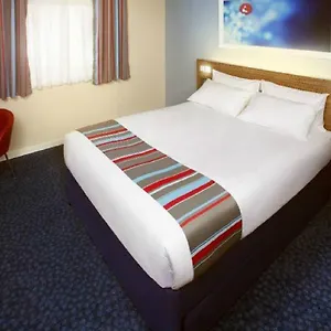 travelodge-harrogate-west-park.yorkshirehotels.net/